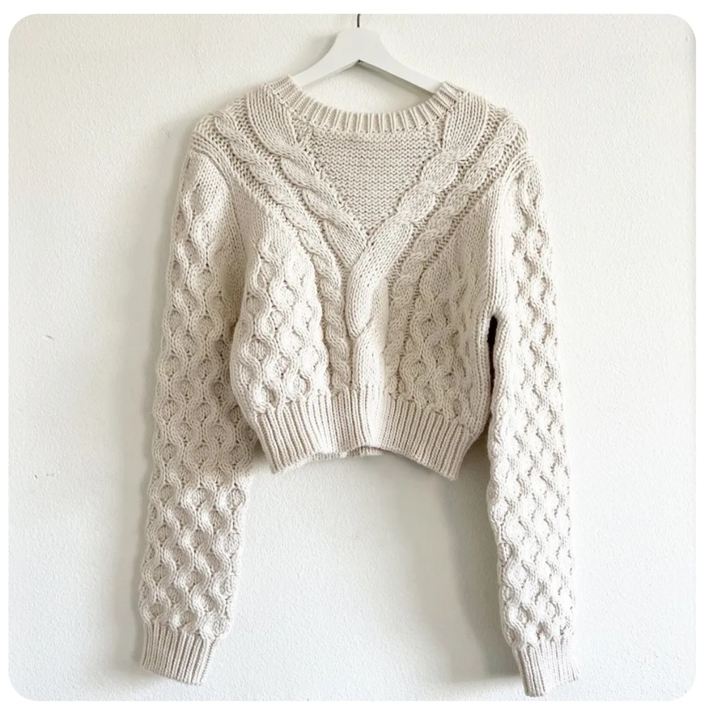 Zara Cream Chunky Cable Knit Sweater Crewneck Size Medium